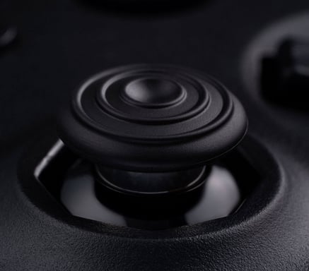 Mando 8BitDo 64 Bluetooth edición negra - Compatible con Analogue 3D, Switch 1 y 2, PC, Móvil
