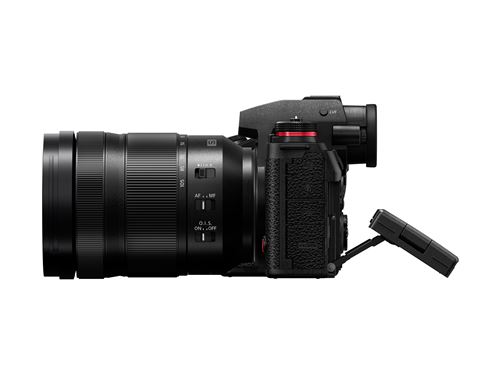 Appareil photo hybride Full Frame Lumix S1M2ESE + Optique 24 105mm - vue 4