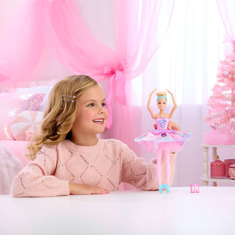 Barbie Barbie Poupée Clara Barbie dans Casse noisette avec tutu transformable - vue 3