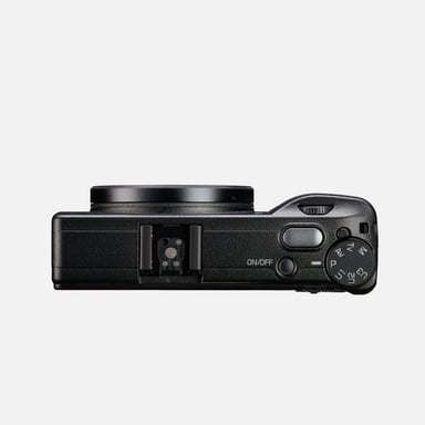 Ricoh GR IIIx HDF Cámara compacta 24,24 MP CMOS 6000 x 4000 Pixeles Negro