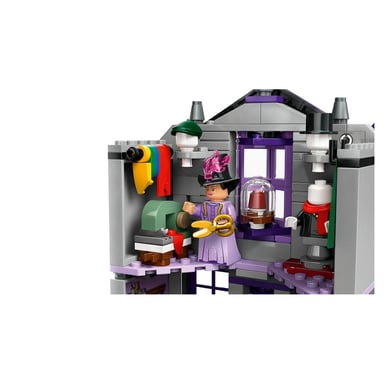 Set LEGO® Harry Potter? 76439: Ollivander e Madame Guipure, negozi magici da costruire