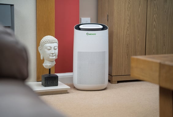 MEACO MeacoClean CA-HEPA 76x5, Purificateur d'air, Idéal pour la Maison et le Bureau, Contrôle Wi-Fi, Filtre HEPA H13, Ultra Silencieux 25 dB, Capteur de Qualité de l'Air, Blanc