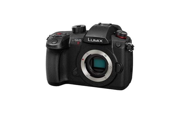 Panasonic Lumix GH5M2 Cuerpo de la cámara SLR 20,33 MP Live MOS 5184 x 3888 Pixeles Negro