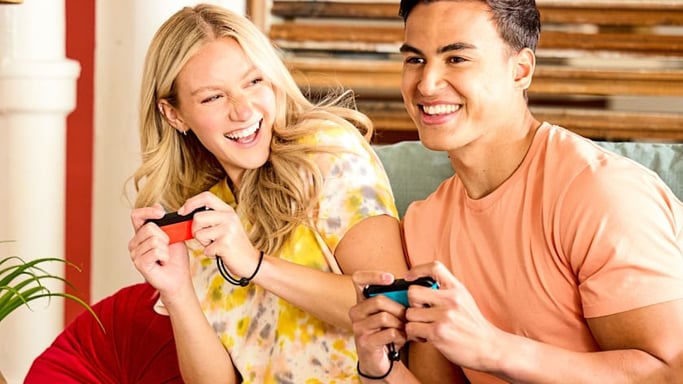 Switch & Pokémon Legends: Arceus - Console de jeux portables 15,8 cm (6.2'') 32 Go Wifi, Bleu, Gris, Rouge