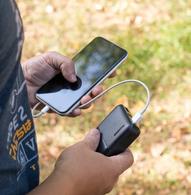 Akashi ALTPBECO10 banca di energia 10000 mAh Nero