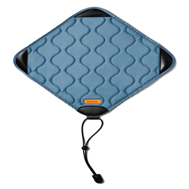 KODAK Camera Wrap M 31x31 cm – Funda Protectora Acolchada para Cámara, Tejido Repelente al Agua, Cierre de Velcro, Compatible con Cámaras Analógicas y Compactas Kodak – Azul