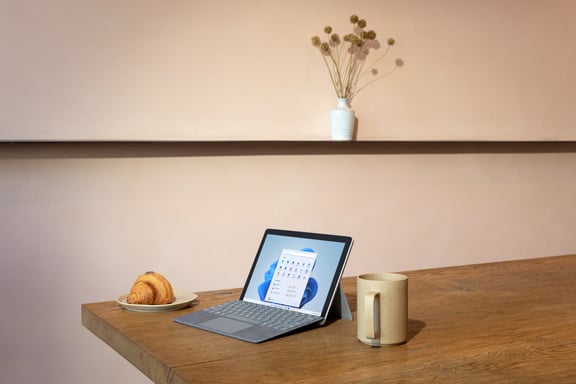 Microsoft Surface Go 3 Intel® Pentium® Gold 64 Go 26,7 cm (10.5'') 4 Go Wi-Fi 6 (802.11ax) Windows 11 Pro Platine