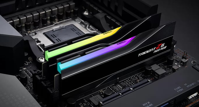 G.Skill Trident Z5 Neo RGB F5-6000J3238F16GX2-TZ5NR module de mémoire 32 Go 2 x 16 Go DDR5 288-pin DIMM