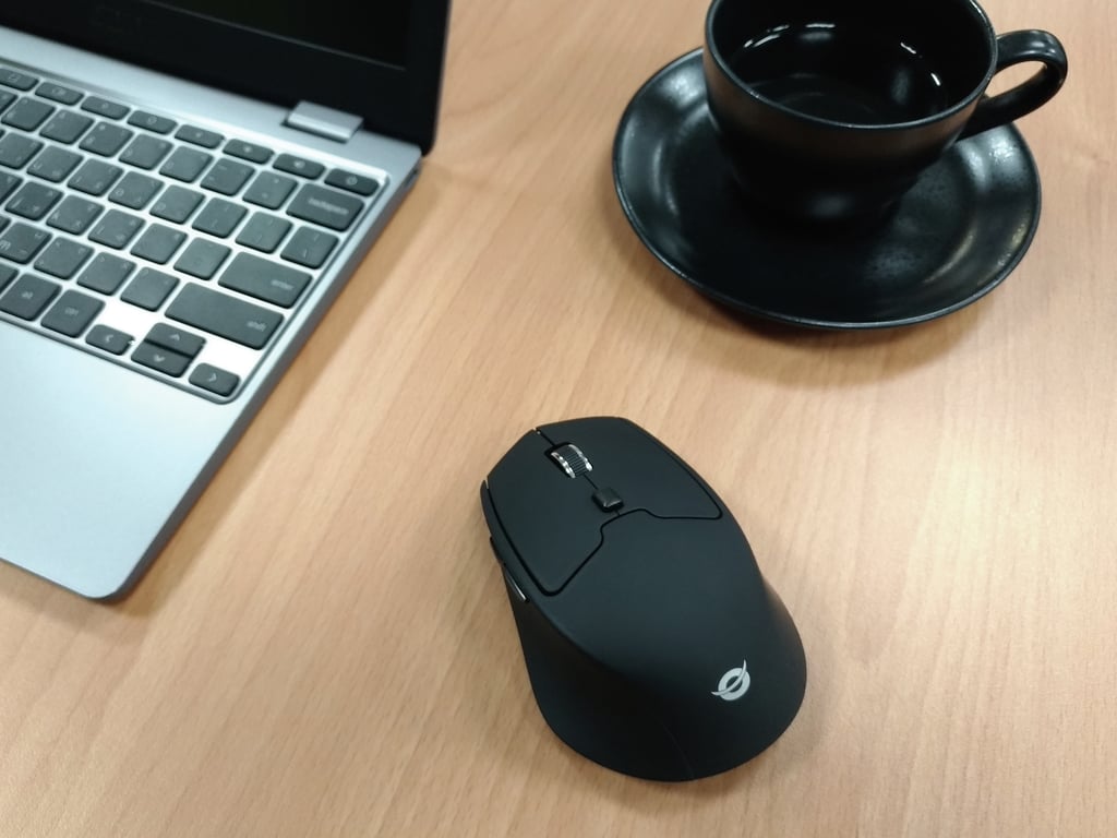 Souris Ergonomique Conceptronic LORCAN03B – Bluetooth 1600 DPI, 6 Boutons - vue 2