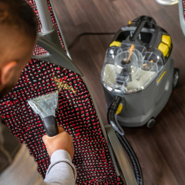 Kärcher Puzzi 81 C 7 Aspirateur sans sac Humide Sans sac - vue 3