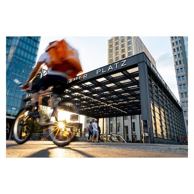 Tamron AF 18-300mm f / 3.5-6.3 Di III-A VC, Fujifilm X MILC Objectif large Noir