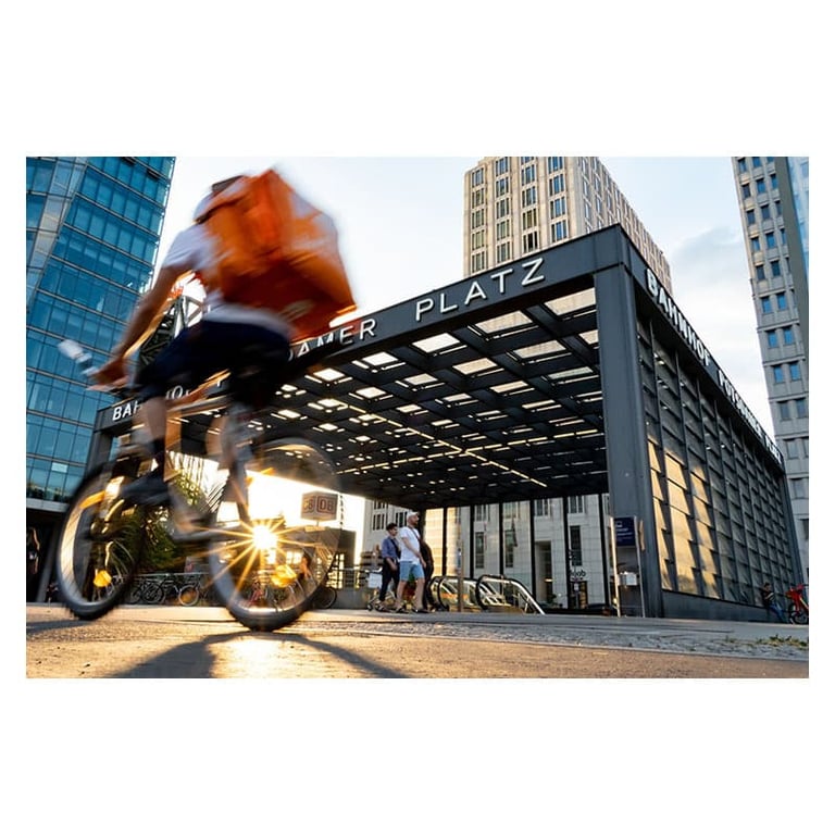 Tamron AF 18-300mm f / 3.5-6.3 Di III-A VC, Fujifilm X MILC Objectif large Noir - Neuf