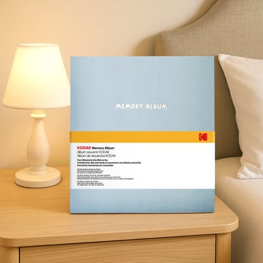KODAK Memory Book - Album Photo Adhésif, 20 Pages Plastifiées Anti-Décoloration, Couverture Flanelle, Format 23,5x27cm, photos 3R/4R/5R - Vert