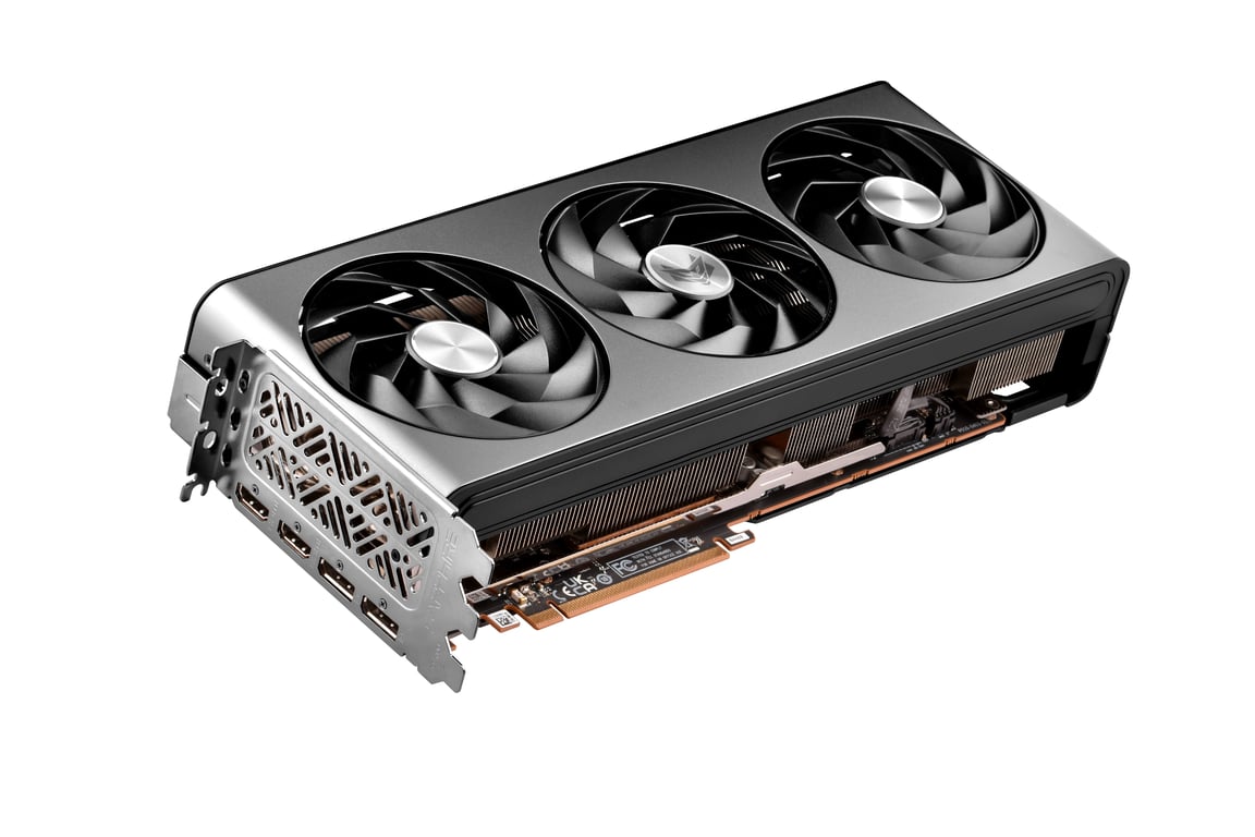 SAPPHIRE Carte Graphique NITRO+ AMD RADEON™ RX 7700 XT GAMING OC 12GB GDDR6 DUAL HDMI / DUAL DP - vue 3