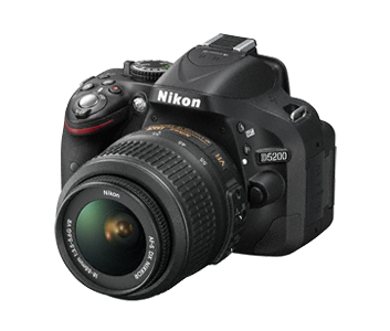 Nikon D5200 + Kit fotocamera reflex AF-S DX NIKKOR 18-55 mm 24,1 MP CMOS 6000 x 4000 pixel Nero