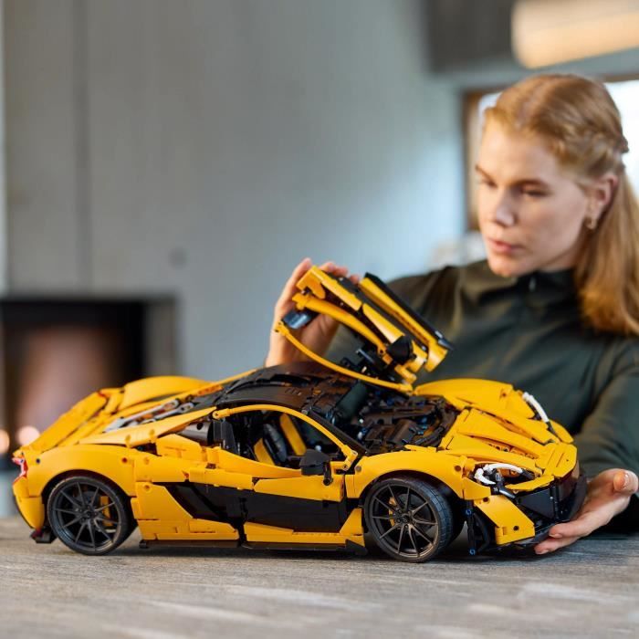 Modèle LEGO Technic McLaren P1 Hypercar à Construire pour Adultes Neuf - vue 2