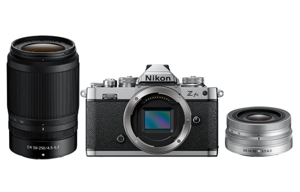Nikon Z fc + 16-50 VR + 50-250 VR-kit MILC 20,9 MP CMOS 5568 x 3712 pixels Noir, Argent