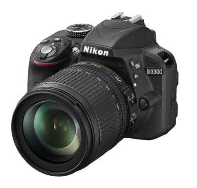Nikon D3300 + AF-S DX NIKKOR 18-105mm Kit d'appareil-photo SLR 24,2 MP CMOS 6000 x 4000 pixels Noir