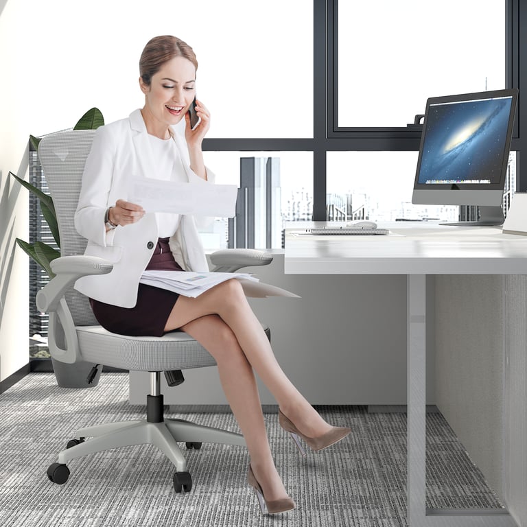 Silla de escritorio ergonómica con reposabrazos abatible 90° y soporte lumbar, silla de oficina con asiento acolchado-Gris