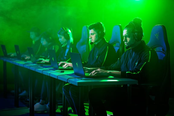 Razer Blackshark V2 Pro Auricolare senza fili Auricolare Bluetooth Nero