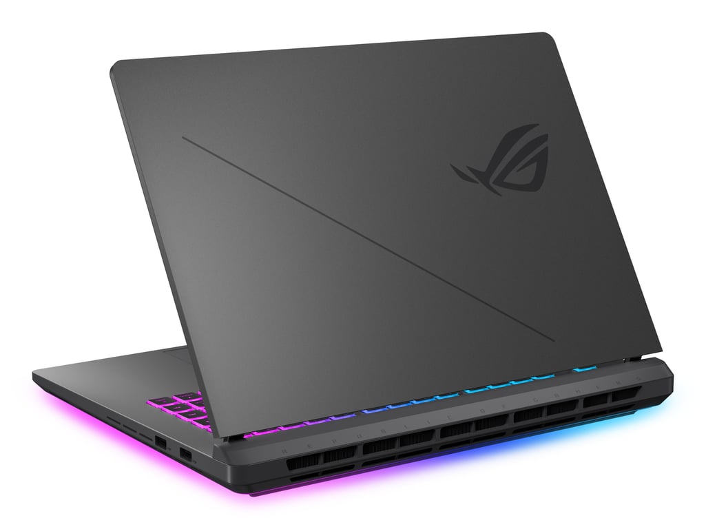 PC Portable Gamer ASUS ROG Strix G16 Win 11 16 WQXGA 240Hz RTX 5070Ti 12Go Intel Core Ultra 9 275HX RAM SSD - vue 2