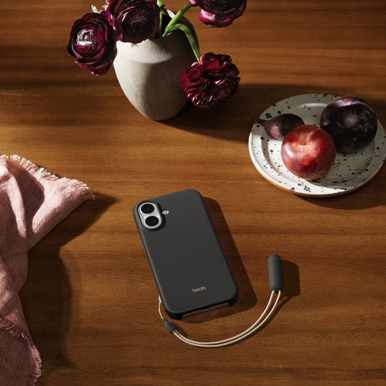 Beats Coque iPhone 17 avec Support Kickstand MagSafe et Contrôle Caméra – Granit - vue 5
