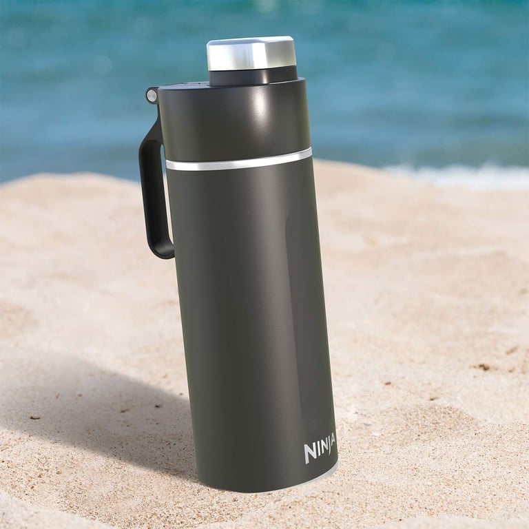 Borraccia Ninja Thirsti (700 ml) in Nero | DW2401EUUKBK | di SharkNinja