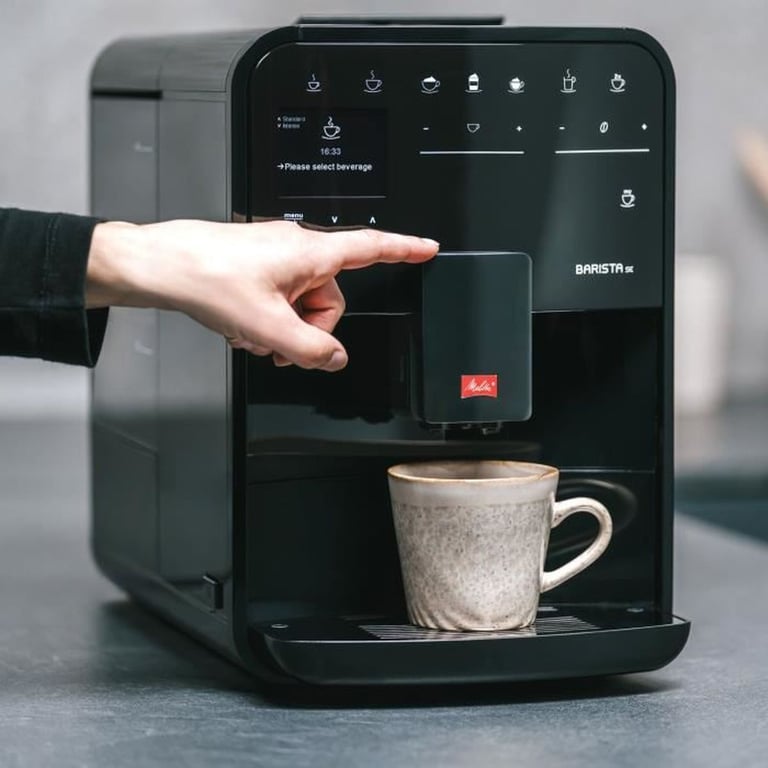 Machine à café automatique avec broyeur MELITTA Barista SE F830 003 - vue 4
