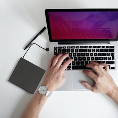 Qoltec 51858 unidad de disco óptico DVD-RW Negro