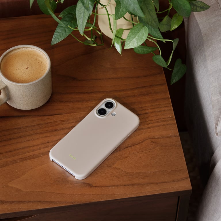 Beats Coque iPhone 17 avec MagSafe et Contrôle Caméra — Pierre Calcaire - vue 4