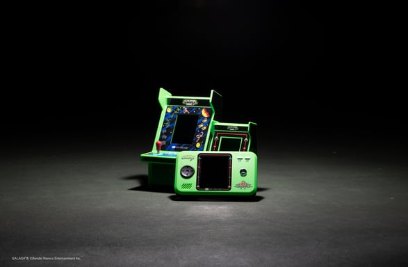 My Arcade GALAGA Nano Player Pro console de jeux portables 6,1 cm (2.4'') Multicolore