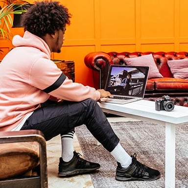 Canon EOS M50 + EF-M 15-45mm IS STM MILC 24,1 MP CMOS 6000 x 4000 Pixeles Negro