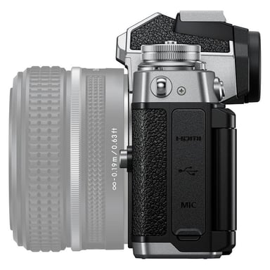 NIKON Z fc + Z 16-50 Plata + Adaptador FTZ II