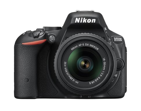 Nikon D5500 + AF-S DX NIKKOR 18-55mm 4/3'' Kit d'appareil-photo SLR 24,2 MP CMOS 6000 x 4000 pixels Noir