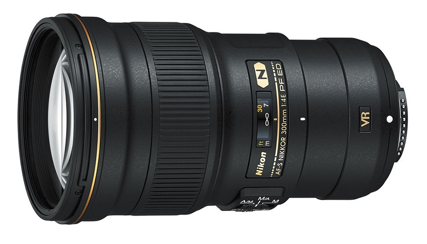 Nikon AF 300 mm f4 E PF ED VR - vue 3