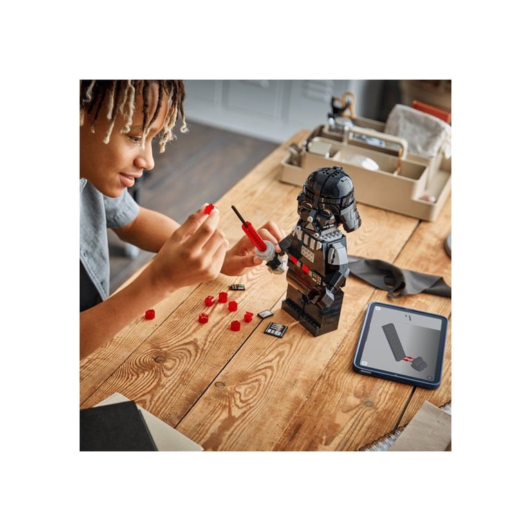 Minifigurine de Vador grand format - vue 3