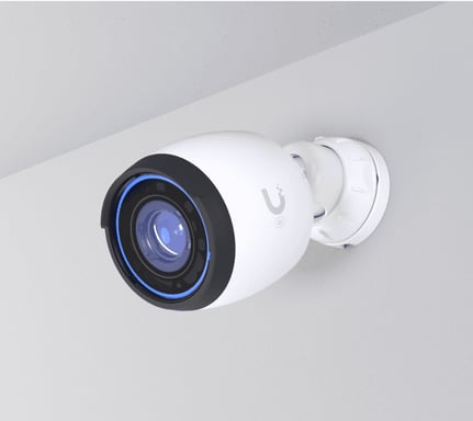 Ubiquiti G5 Professional Bullet (shape) Cámara de seguridad IP Interior y exterior 3840 x 2160 Pixeles Techo/Pared/Poste