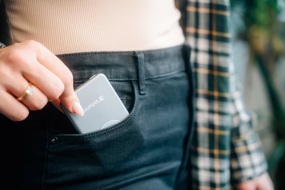 Verbatim Charge 'n' Go Polímero de litio 5000 mAh Cargador inalámbrico Gris