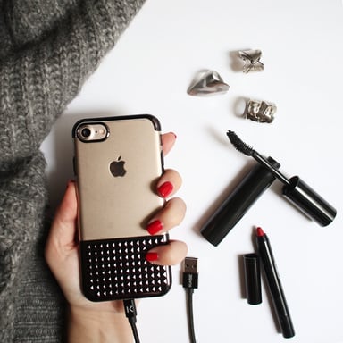 Custodia ultra sottile con borchie invisibili per Apple iPhone 7/8/SE 2020 0,8 mm, Jet Black