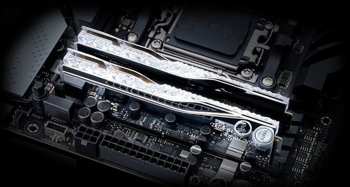 G.Skill Trident Z5 Neo RGB F5-6000J2836G16GX2-TR5NS memoria 32 GB 2 x 16 GB DDR5 6000 MHz (32GB16GBx2 G.SKILL Trident Z5 PC5 6000MHz CL28 KIT for AMD)