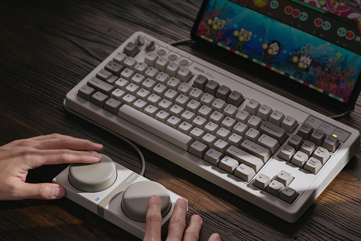 8BitDo Retro Mechanical Keyboard Edition Clavier Qwerty 87 touches DISPOSITION ANSI / ANSI LAYOUT Neuf - vue 4