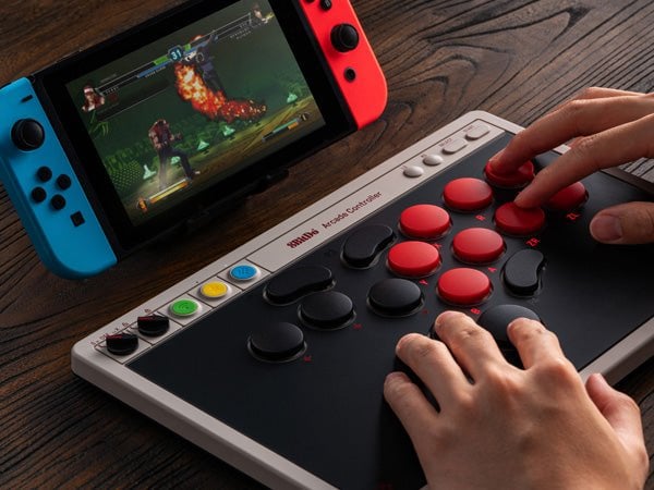 8Bitdo Arcade Controller Bluetooth2.4GUSB pour Nintendo Switch et Windows Neuf - vue 3