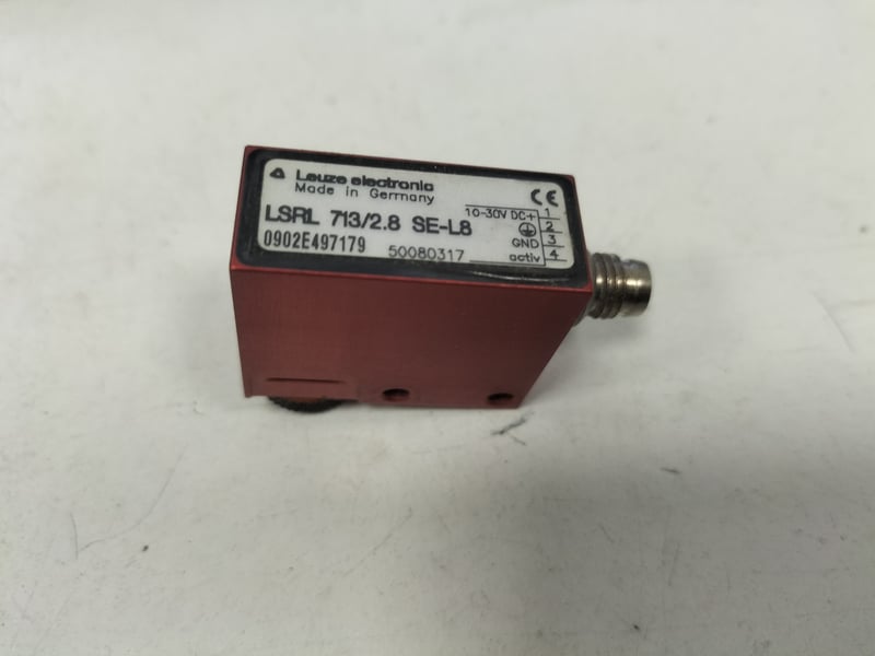 LSRL 713/2.8 SE-L8 Leuze Electronic Retroreflective Photoelectric Sensor