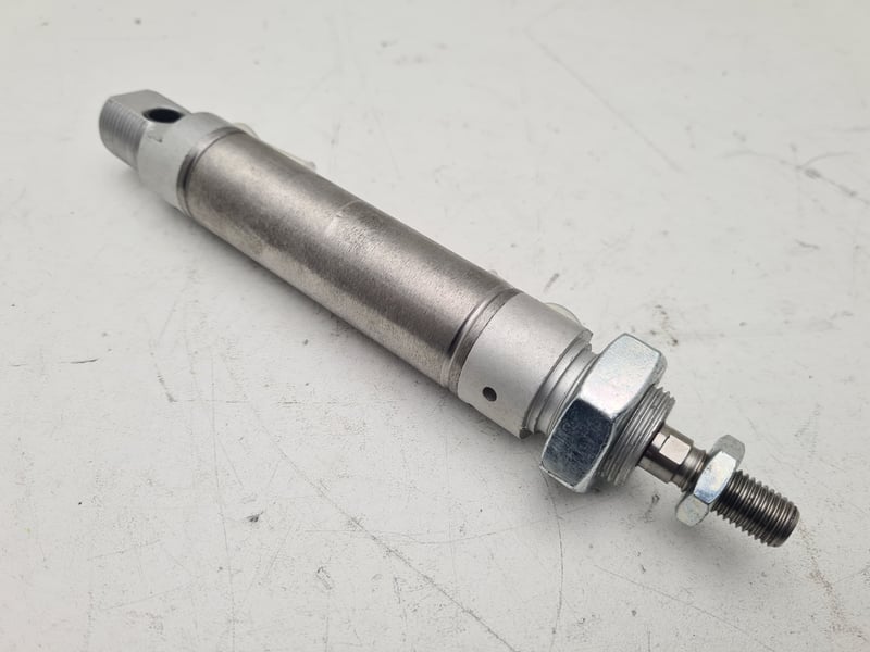 9667 Festo Pneumatic Cylinder DSN-25-50-PPV