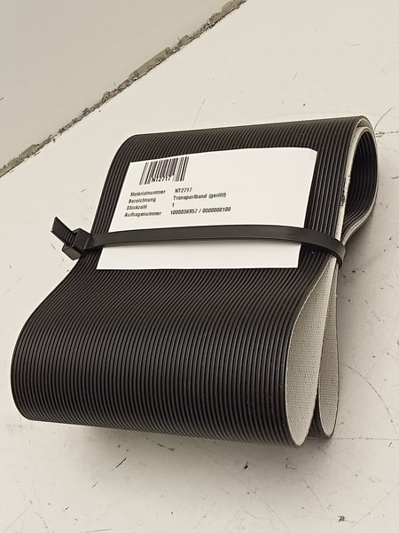 NT2717 Conveyor belt grooved