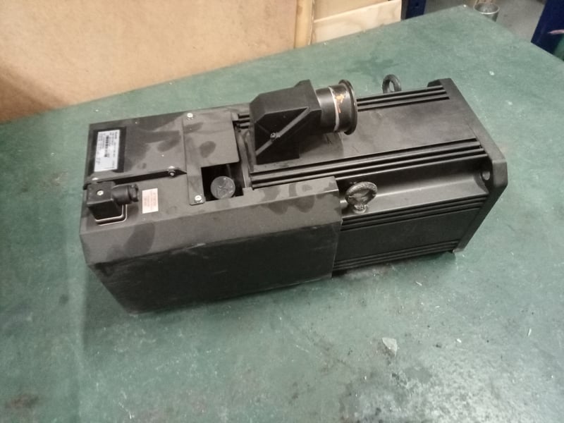 MHD112-Q8130 Rexroth 3 phase permanent magnet motor
