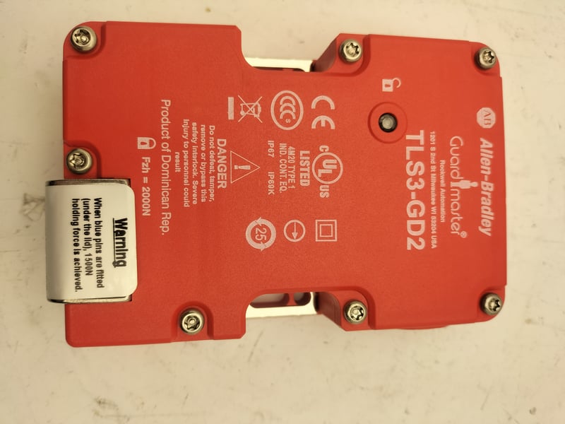 TLS3-GD2 Allen Bradley Solenoid Interlock Switch