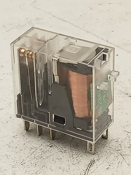 700-HK32Z24 Allen-Bradley Control Relay