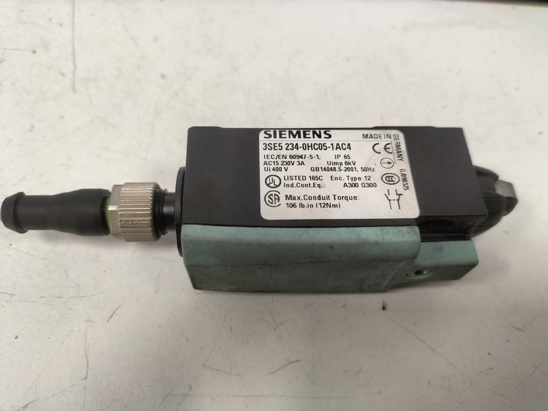 3SE5 234-0HC05-1AC4 Siemens Position Switch