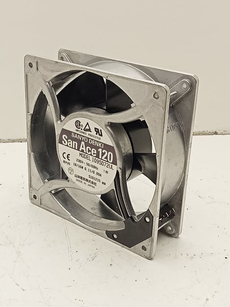 109S072UL SanyoDenki Fan 120x120x38 mm
